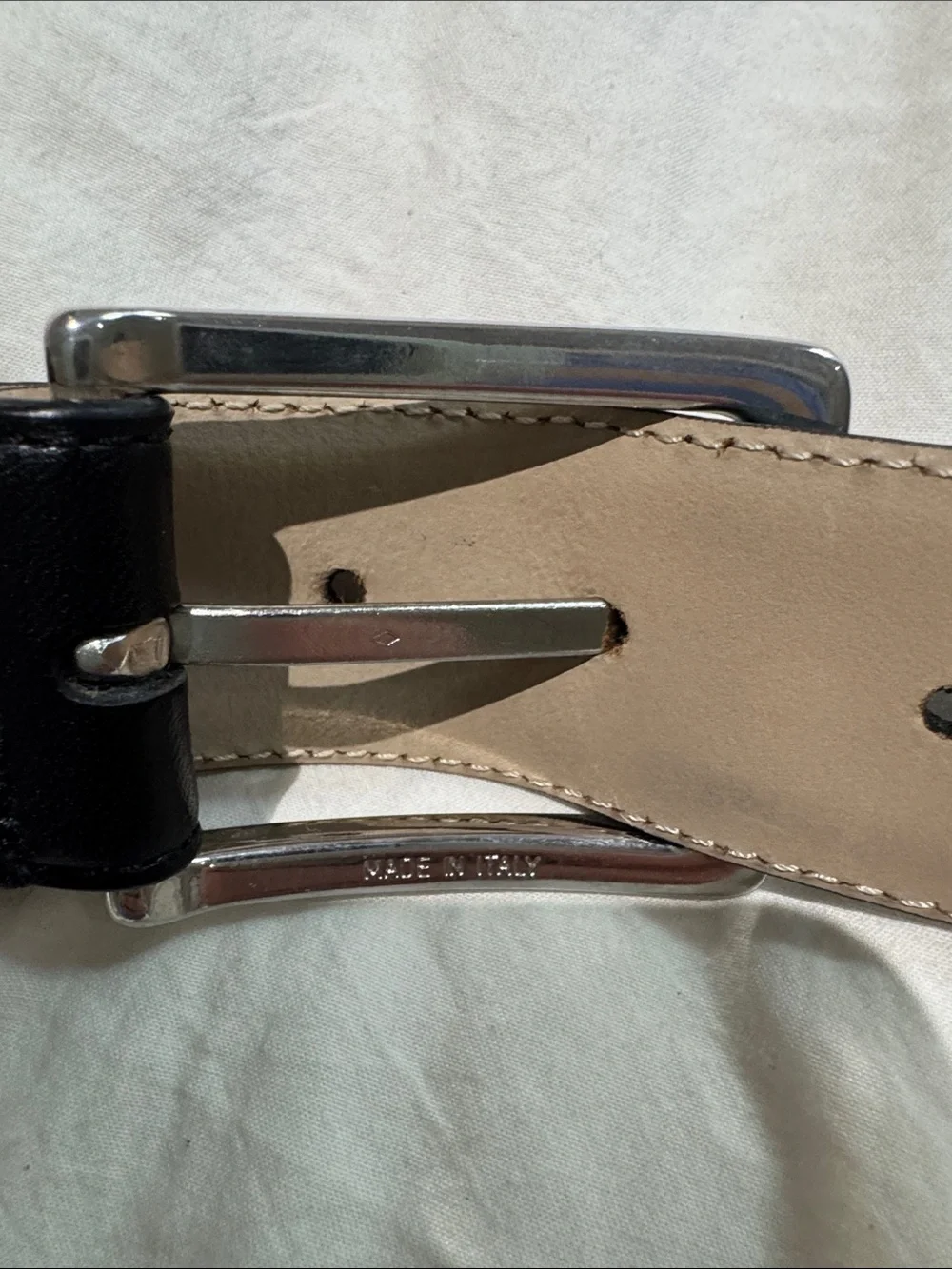 Brooks Brothers Classic Black Leather Men's Belt - NWOT - Size 32